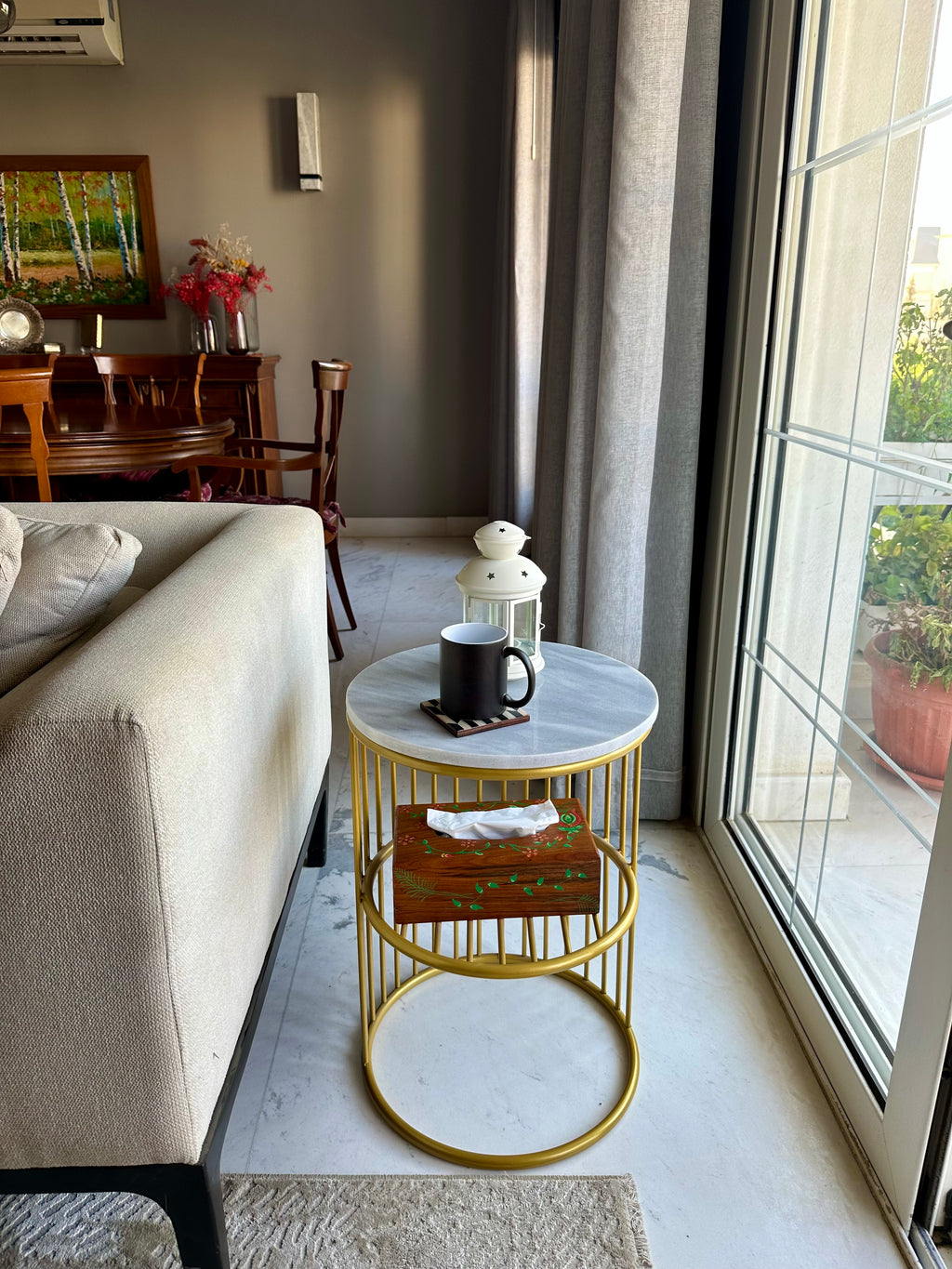 Carrara Elegance – Side Table